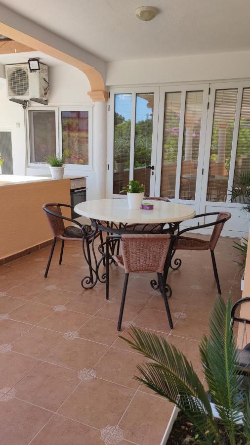 Guest'S House "Lindi&Roni" Διαμέρισμα Ούλτσιν Εξωτερικό φωτογραφία