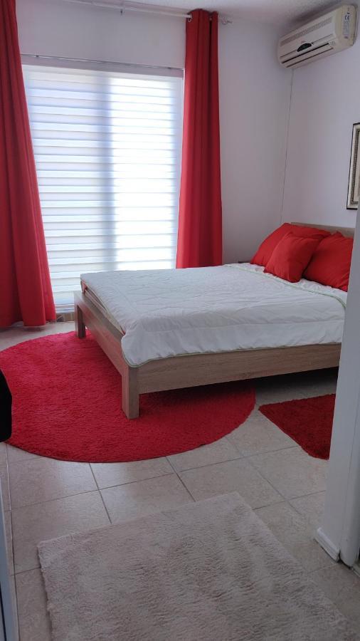 Guest'S House "Lindi&Roni" Διαμέρισμα Ούλτσιν Εξωτερικό φωτογραφία